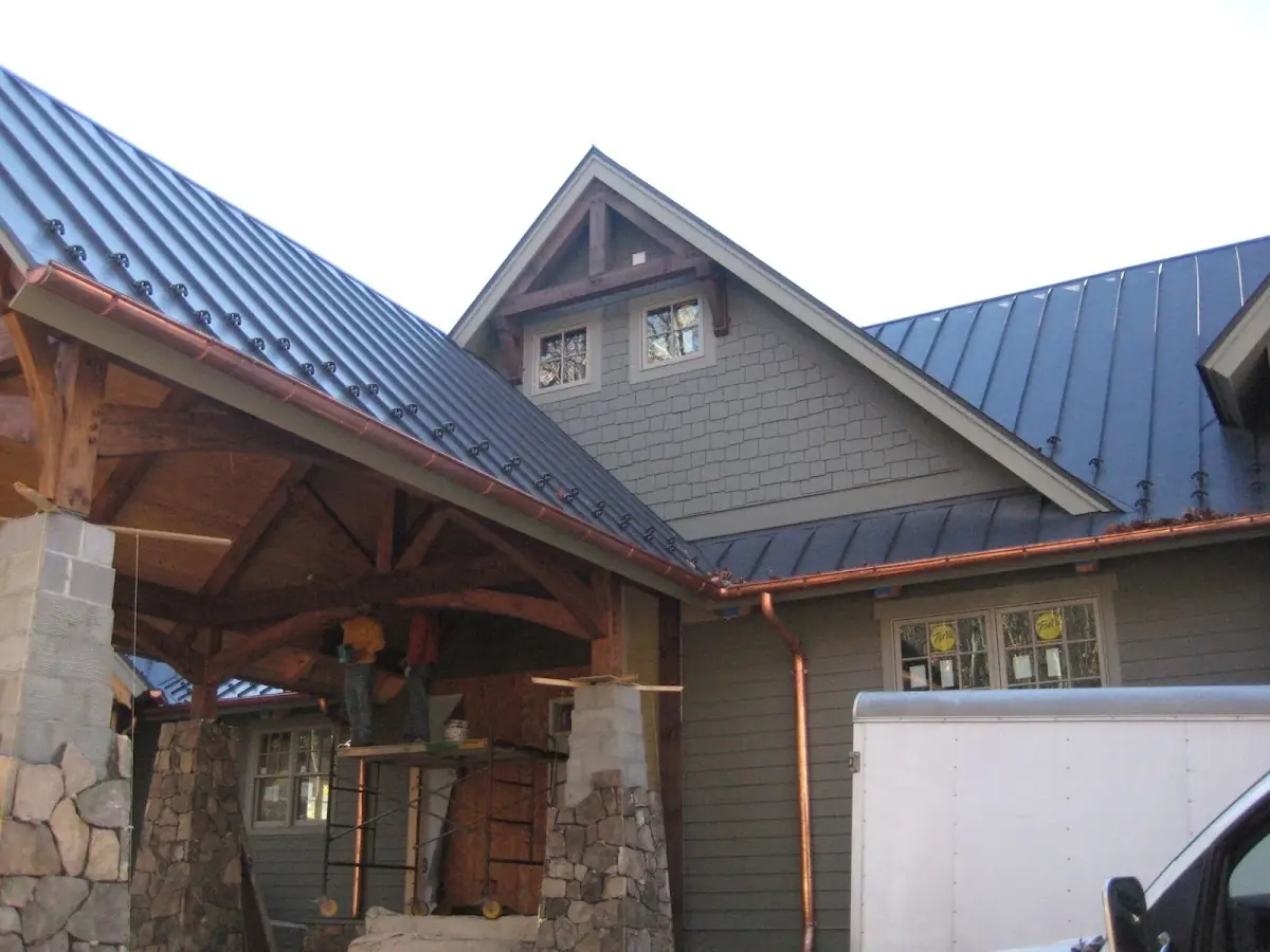 Craftsman Roofing team delivering quality roofing work in Nolte